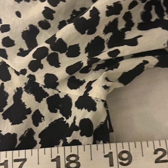 JCrew Snowcat Black and White Patterned Button-up Shirt, boy cut, size 6 - Picture 8 of 9